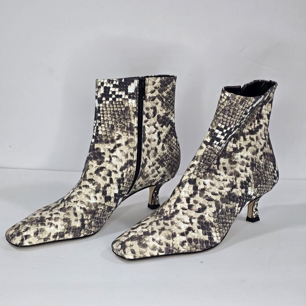 Gianni Bini Women’s Ankle Boots 7.5 Snake Print Side Zip Pointed Toe Kitten Heel - Picture 2 of 11